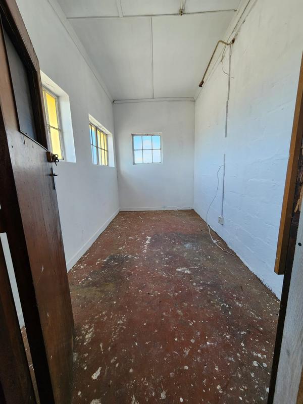 To Let commercial Property for Rent in Korsten Eastern Cape